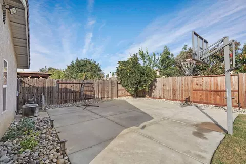 279 Idlewild Dr, Lodi, CA 95240 photo 37