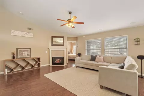 279 Idlewild Dr, Lodi, CA 95240 photo 8