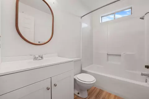 Bath - 5317 Pradera Dr, Salida, CA 95368 photo 1 of 2