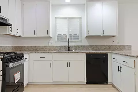 Kitchen - 5317 Pradera Dr, Salida, CA 95368 photo 2 of 2