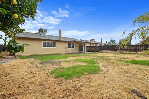 Exterior - 5317 Pradera Dr, Salida, CA 95368 photo 7 of 8