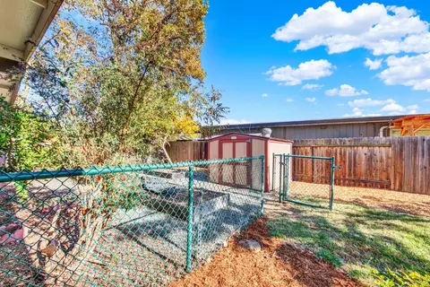 Exterior - 1218 Radcliffe Dr, Davis, CA 95616 photo 18 of 25