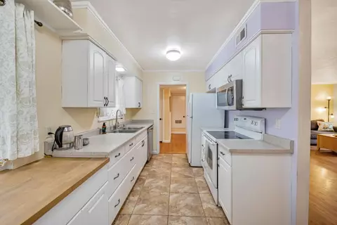 6205 Kiernan Dr, Carmichael, CA 95608 photo 7