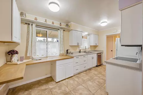 6205 Kiernan Dr, Carmichael, CA 95608 photo 6