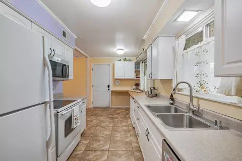 6205 Kiernan Dr, Carmichael, CA 95608 photo 25