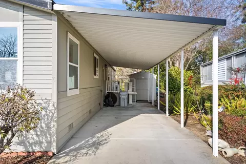 127 Pinebrook Dr, Folsom, CA 95630 photo 3
