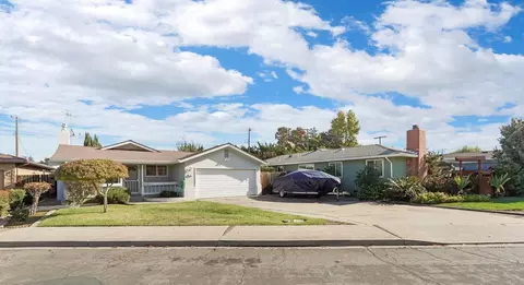 114 Benson Dr, Lodi, CA 95242 photo 2