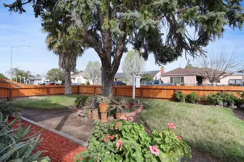236 Watson St, Lodi, CA 95240 photo 5