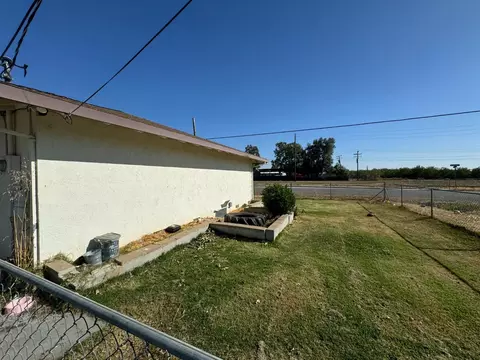 17946 Railroad St, Madison, CA 95653 photo 12