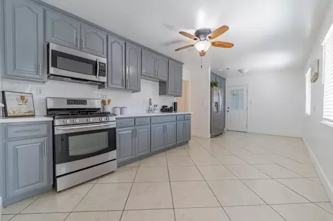 834 V St, Merced, CA 95341 photo 27