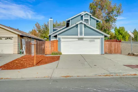 5 W Clover, Tracy, CA 95376 photo 1