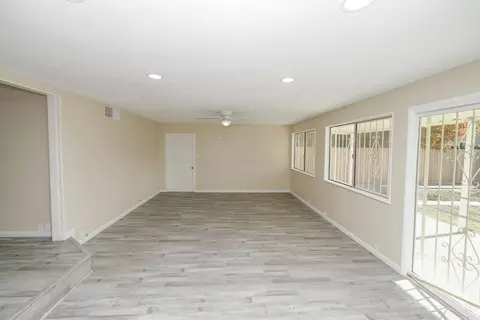516 Tokay Ave, Modesto, CA 95350 photo 13