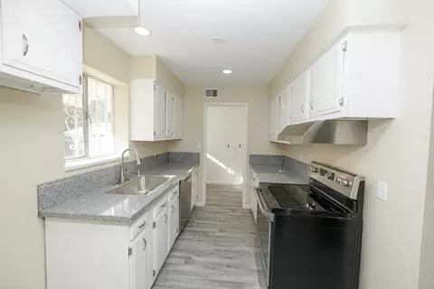 516 Tokay Ave, Modesto, CA 95350 photo 21