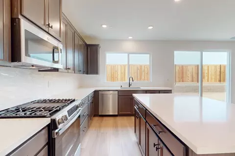 Kitchen - 2957 Delegate Dr, Lincoln, CA 95648 photo 2 of 5