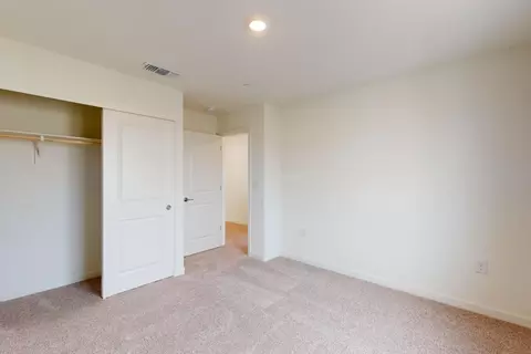 Bedroom - 2957 Delegate Dr, Lincoln, CA 95648 photo 5 of 10