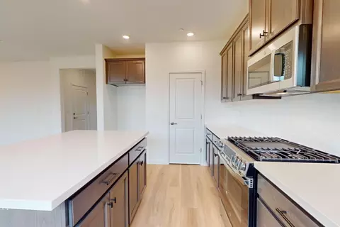 Kitchen - 2957 Delegate Dr, Lincoln, CA 95648 photo 3 of 5