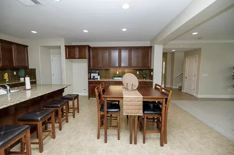 Dining - 3709 Banyan Tree Ct, Modesto, CA 95355 photo 1 of 2