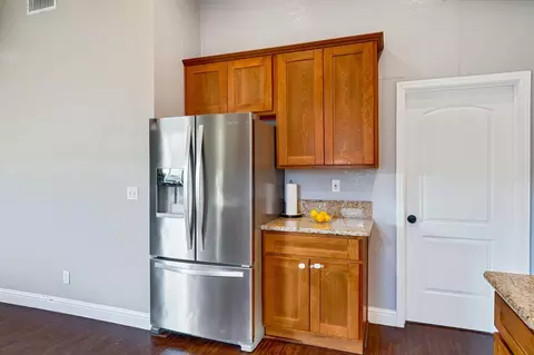 241 2nd St, Galt, CA 95632 photo 12