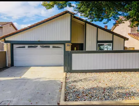 3921 Pheasant Ln, Modesto, CA 95356 photo 1