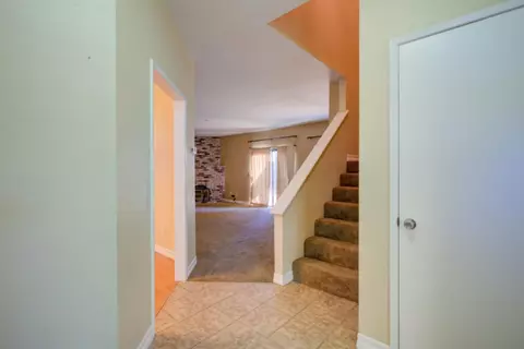 548 Nicastro Dr, Patterson, CA 95363 photo 3