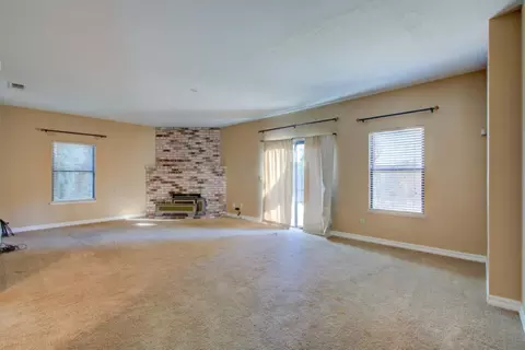 548 Nicastro Dr, Patterson, CA 95363 photo 4
