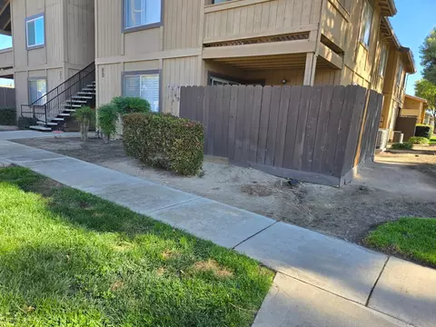 456 Cherry Ln #D, Manteca, CA 95337 photo 1