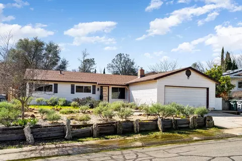 857 Matson Dr, Auburn, CA 95603 photo 3