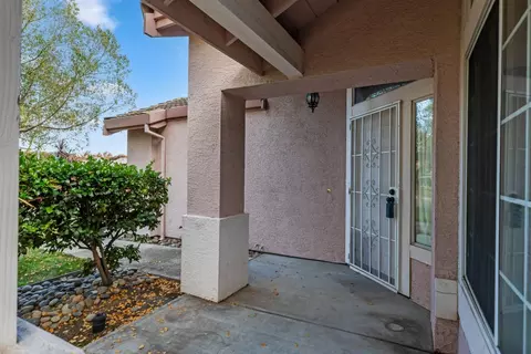 1730 Thomas Dehaven Ln, Tracy, CA 95376 photo 4