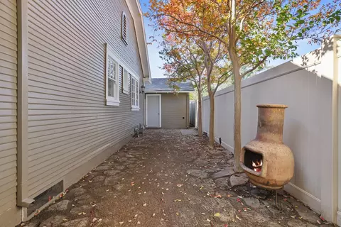 Exterior - 201 Melrose St, Modesto, CA 95354 photo 9 of 9