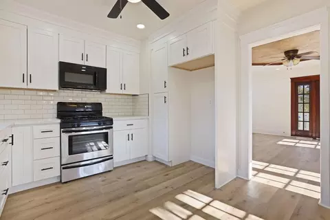 Kitchen - 201 Melrose St, Modesto, CA 95354 photo 3 of 4