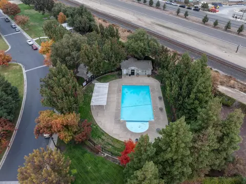2521 Jubilee Dr, Turlock, CA 95380 photo 33