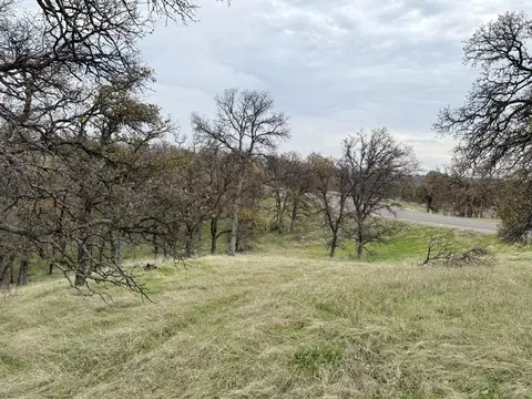 20810 The Oaks Dr, Red Bluff, CA 96080 photo 1