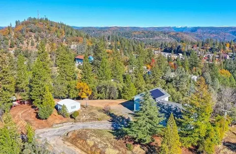 View/Area - 850 Gentry Ln, Colfax, CA 95713 photo 2 of 5