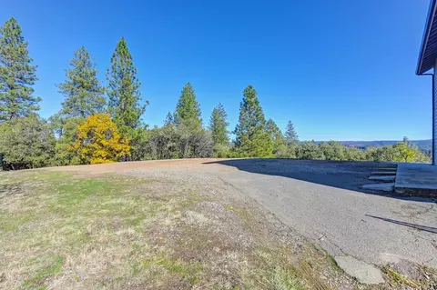 Exterior - 850 Gentry Ln, Colfax, CA 95713 photo 8 of 15