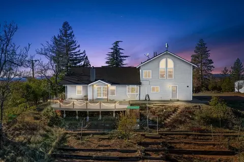 Exterior - 850 Gentry Ln, Colfax, CA 95713 photo 11 of 15