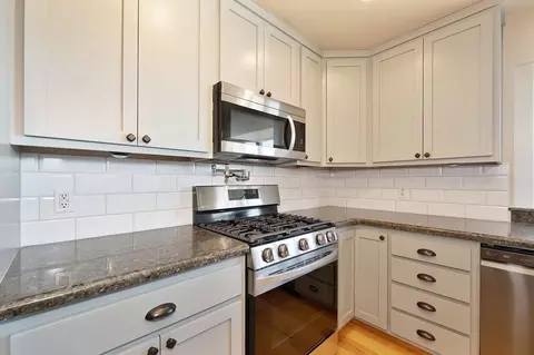Kitchen - 850 Gentry Ln, Colfax, CA 95713 photo 4 of 6