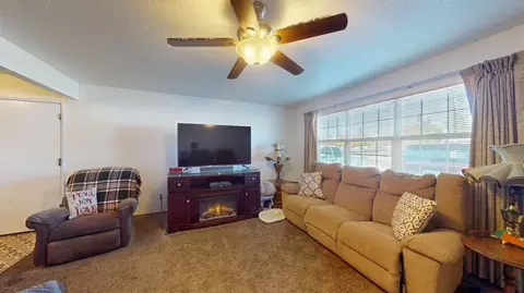 4504 Stella Ave, Keyes, CA 95328 photo 5