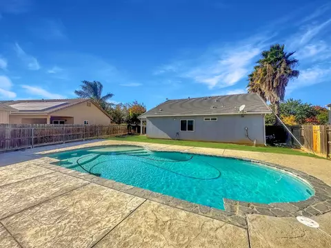 Exterior - 220 Via Palermo, Gustine, CA 95322 photo 3 of 3
