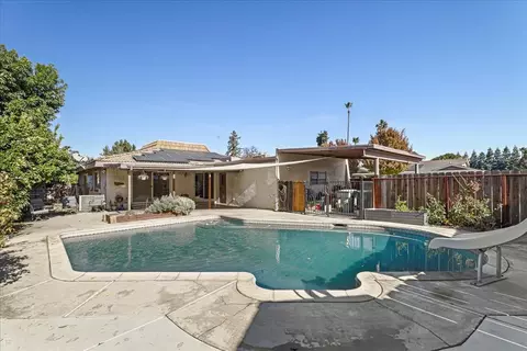 375 Oak Ave, Ripon, CA 95366 photo 4