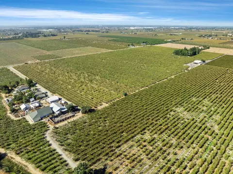 8400 Handel Rd, Lodi, CA 95240 photo 12
