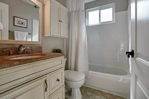Bath - 116 Perraud Dr, Folsom, CA 95630 photo 2 of 2