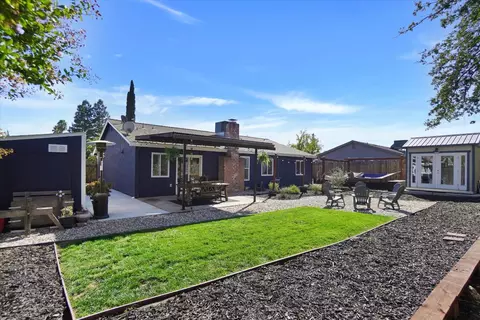 Exterior - 116 Perraud Dr, Folsom, CA 95630 photo 5 of 8