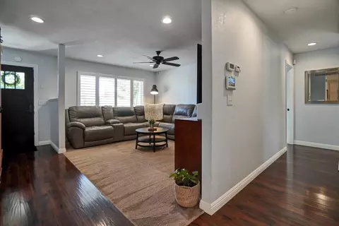 Entry Way - 116 Perraud Dr, Folsom, CA 95630 photo 4 of 4