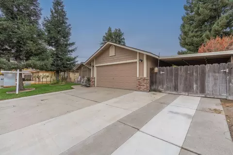 4021 Timahoe Dr, Modesto, CA 95356 photo 4
