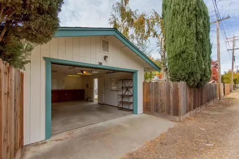 622 Hudson Ln, Modesto, CA 95351 photo 30