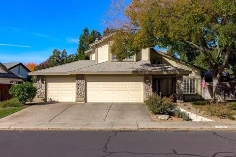 9435 Crowell Dr, Elk Grove, CA 95624