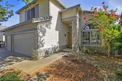 8725 Goldy Glen Way, Elk Grove, CA 95624