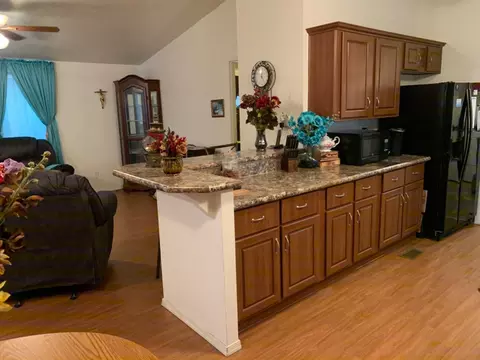 Kitchen - 70 Clipper Ln, Modesto, CA 95356 photo 7 of 8