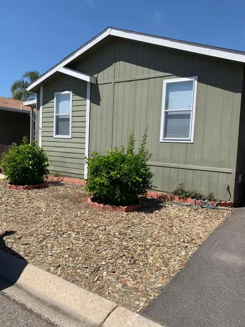 Exterior - 70 Clipper Ln, Modesto, CA 95356 photo 9 of 9