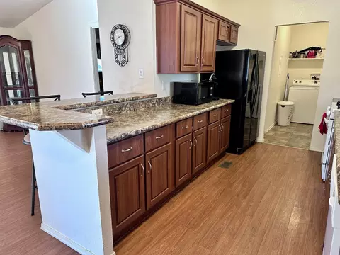Kitchen - 70 Clipper Ln, Modesto, CA 95356 photo 2 of 8